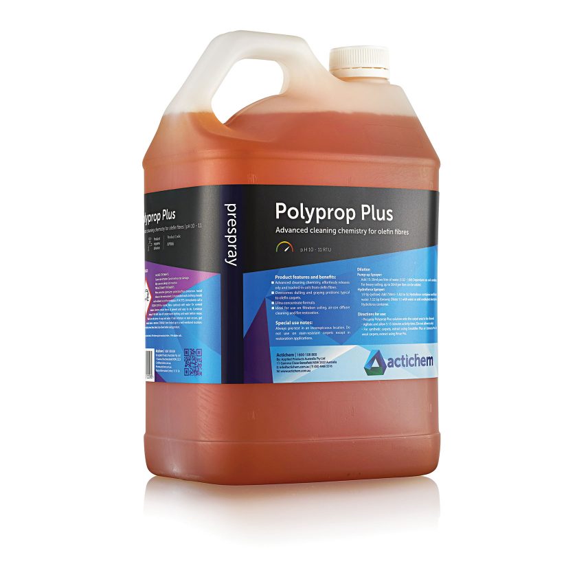 Prespray detergent for polypropylene carpets