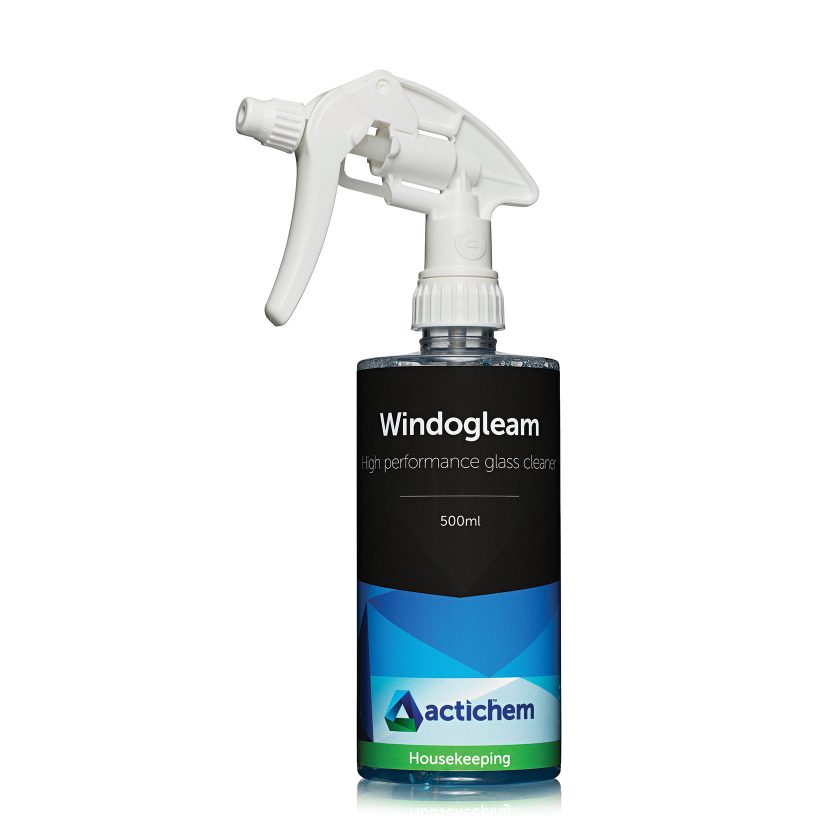 Windowgleam window cleaning spray in 500ml spray pack