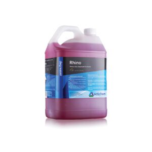 Heavy duty degreasing cleaner